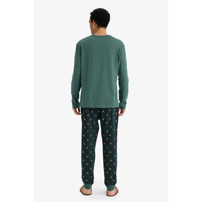 Defacto G2935AXGN1259 Yeşil Yılbaşı Temalı Pijama Takımı Regular Fit Uzun Kollu Üst Uzun Alt