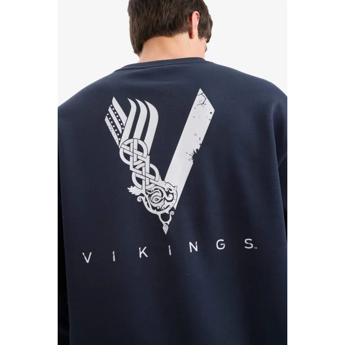 Defacto E9323AXNV64 Lacivert Vikings Boxy Fit Bisiklet Yaka Sırt Baskılı Sweatshirt