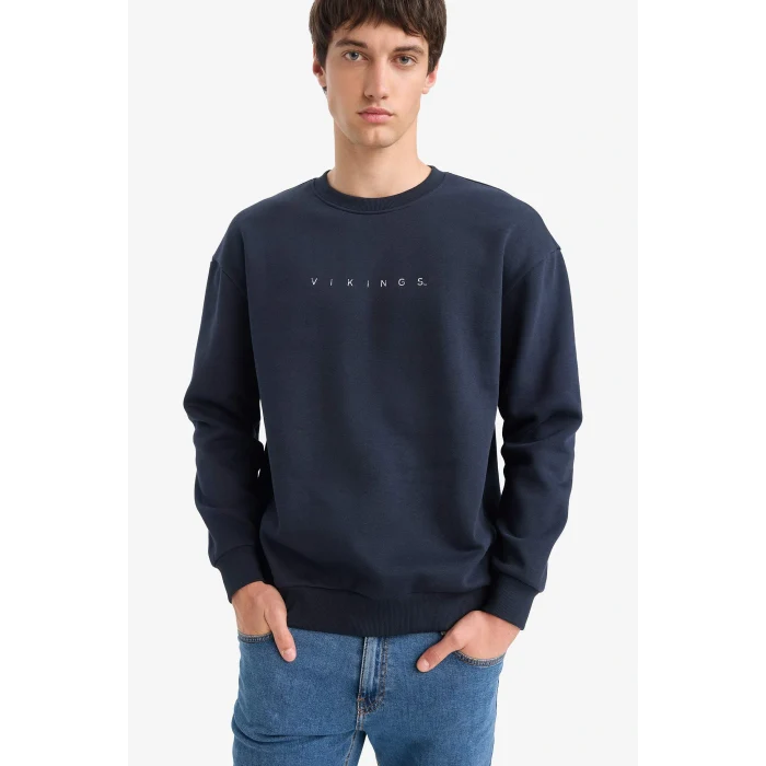 Defacto E9323AXNV64 Lacivert Vikings Boxy Fit Bisiklet Yaka Sırt Baskılı Sweatshirt