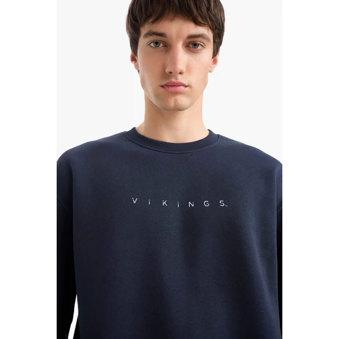 Defacto E9323AXNV64 Lacivert Vikings Boxy Fit Bisiklet Yaka Sırt Baskılı Sweatshirt