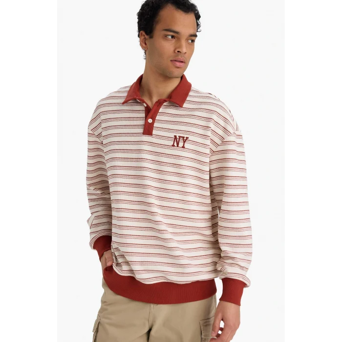 Defacto G7003AXER105 Ekru Boxy Fit Polo Yaka Baskılı Çizgili Sweatshirt