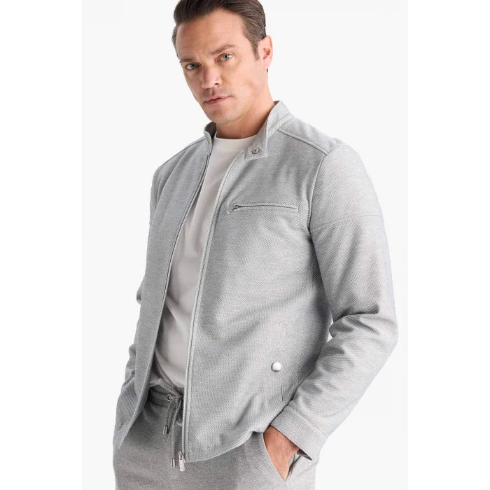 Defacto D7534AXGR221 Gri Slim Fit Dar Kesim Dik Yaka Astarlı Fermuarlı Cepli Mevsimlik Baharlık Mont