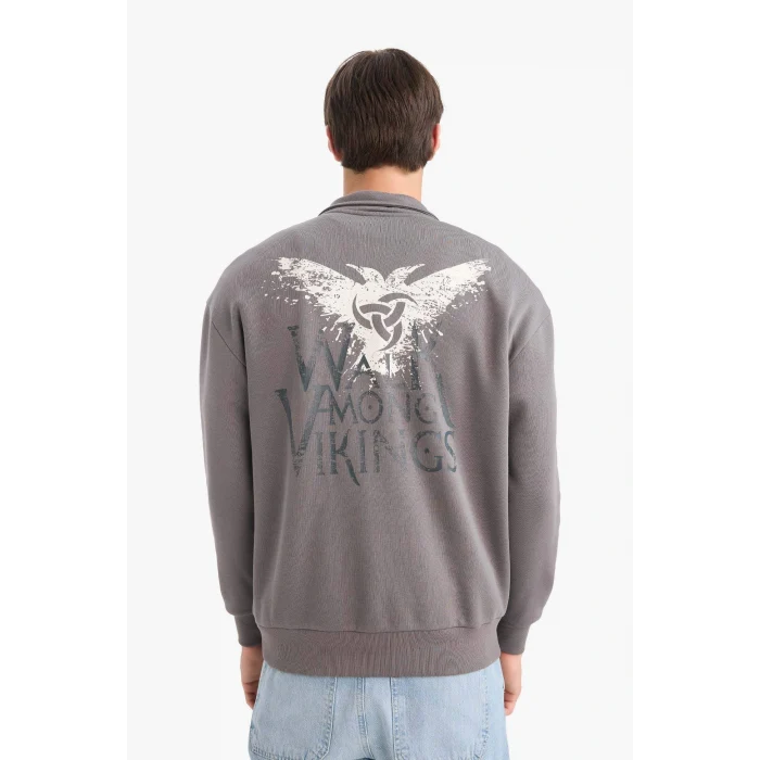 Defacto E9324AXGR206 Gri Vikings Valhalla Boxy Fit Dik Yaka Yarım Fermuarlı Sırt Baskılı Sweatshirt