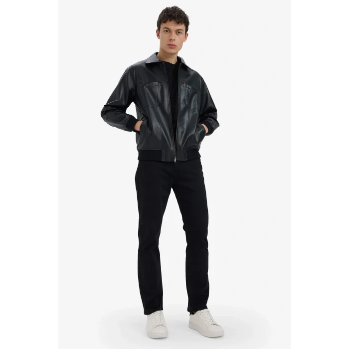 Defacto C5843AXBK27 Siyah Su İtici Regular Fit Gömlek Yaka Fermuarlı İç Cepli Suni Deri Mevsimlik Ceket Mont