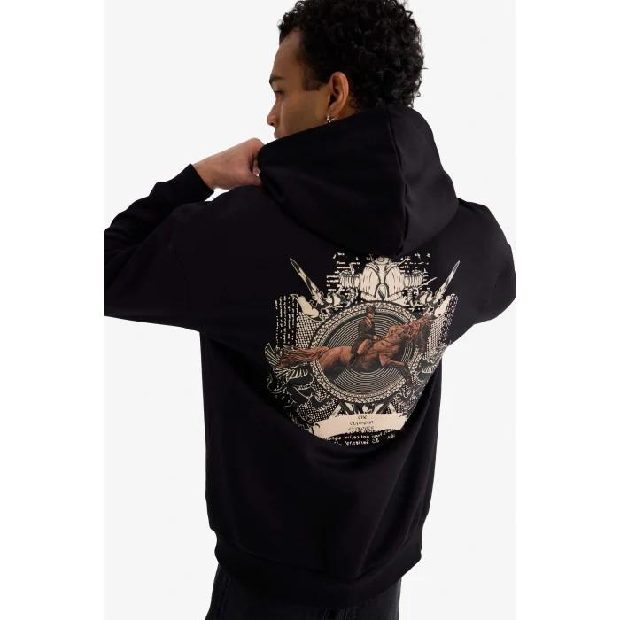 Defacto F2104AXBK81 Siyah Boxy Fit Kapüşonlu Sırt Baskılı Sweatshirt