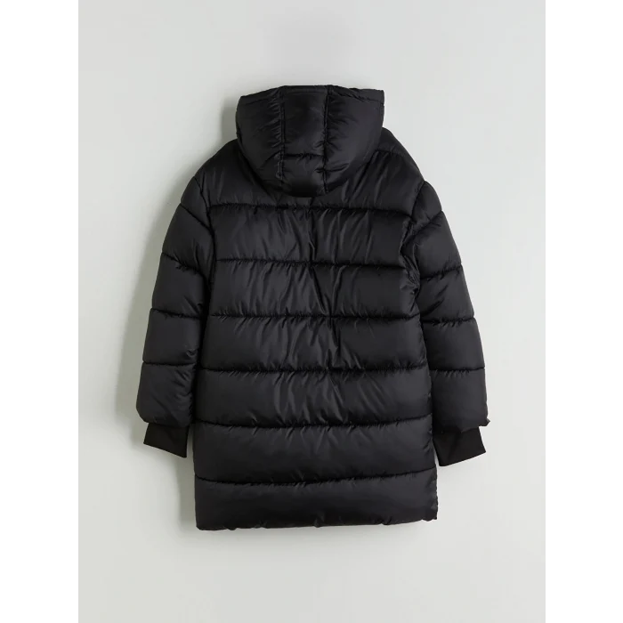 LCW Kids Siyah Kapüşonlu Erkek Çocuk Şişme Mont