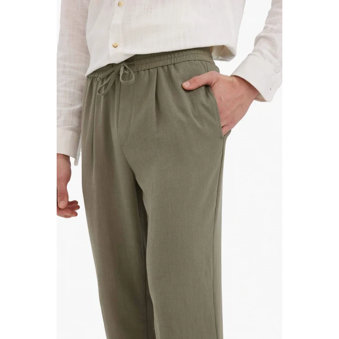 Defacto E4790AXKH465 Haki Relax Fit Kısa Paça Keten Görünümlü Beli Bağcıklı Lastikli Cepli Pantolon
