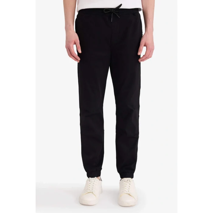 Defacto F4680AXBK81 Siyah Jogger Fit Beli Bağcıklı Üç Cepli Pantolon