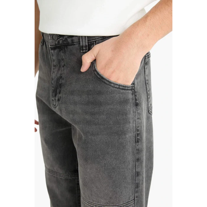 Defacto E8420AXNM40 Siyah Relax Fit Yırtık Detaylı Jean Pantolon