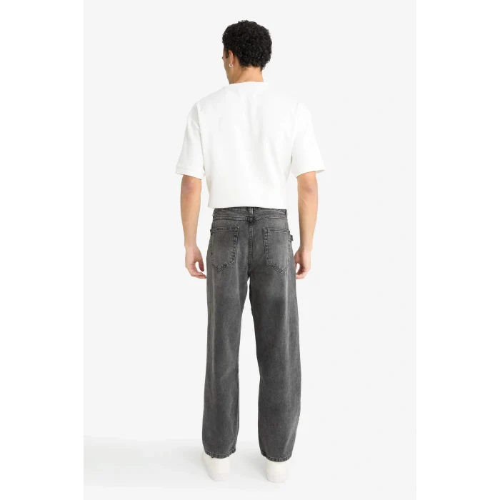 Defacto E8420AXNM40 Siyah Relax Fit Yırtık Detaylı Jean Pantolon