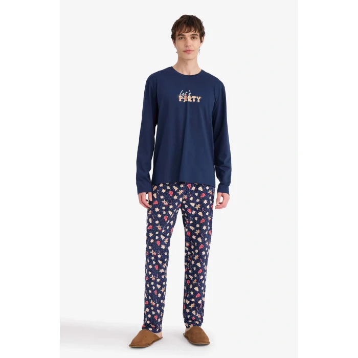 Defacto G7274AXNV31 Lacivert Yılbaşı Temalı Pijama Takımı Regular Fit Uzun Kollu Üst Uzun Alt