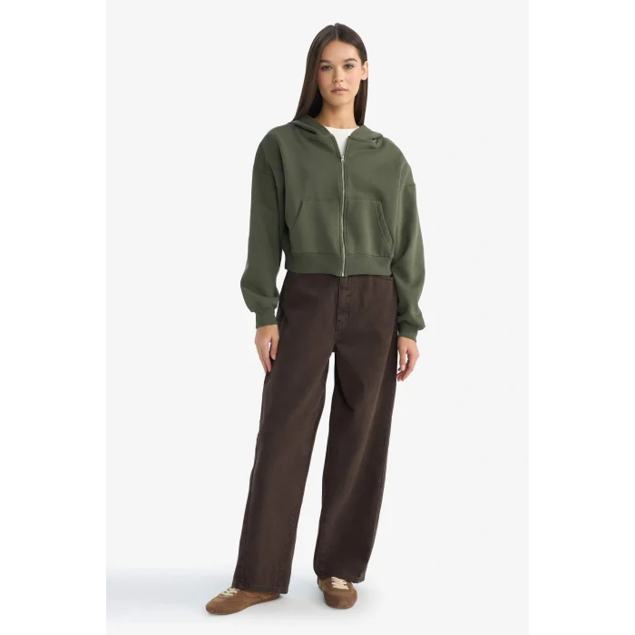 Defacto Z7069AZGN432 Yeşil Cropped Fit Kapüşonlu Kalın Fermuarlı Sweatshirt