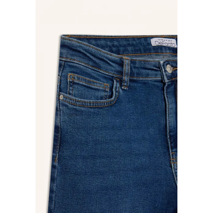 Defacto F9726AXNM34 Mavi Comfort Straight Normal Bel Bilek Boy Jean Yıkamalı Pantolon
