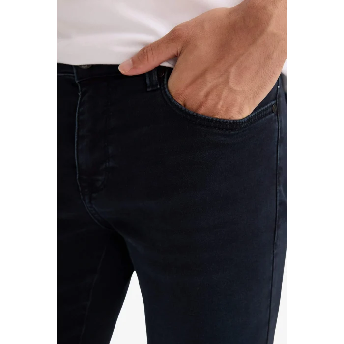 Defacto G3229AXNM83 İndigo Pedro Slim Fit Dar Kalıp Normal Bel Dar Paça Jean Pantolon