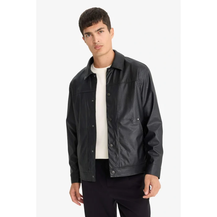 Defacto F9779AXBK27 Siyah Su İtici Regular Fit Çıtçıtlı Suni Deri İç Cepli Ceket Mont