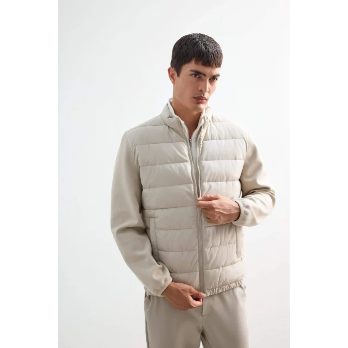 Defacto D7532AXBG766 Bej Su İtici Rüzgar Geçirmez Slim Fit Dar Kesim Astarlı Fermuarlı Cepli Mont