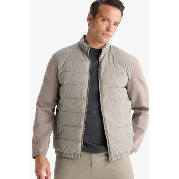 Defacto D7532AXGR3 Gri Su İtici Rüzgar Geçirmez Slim Fit Dar Kesim Astarlı Fermuarlı Cepli Mont