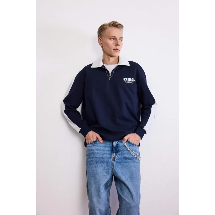 Defacto G6474AXNV253 Lacivert Boxy Fit Polo Yaka Yarım Fermuarlı Baskılı Sweatshirt