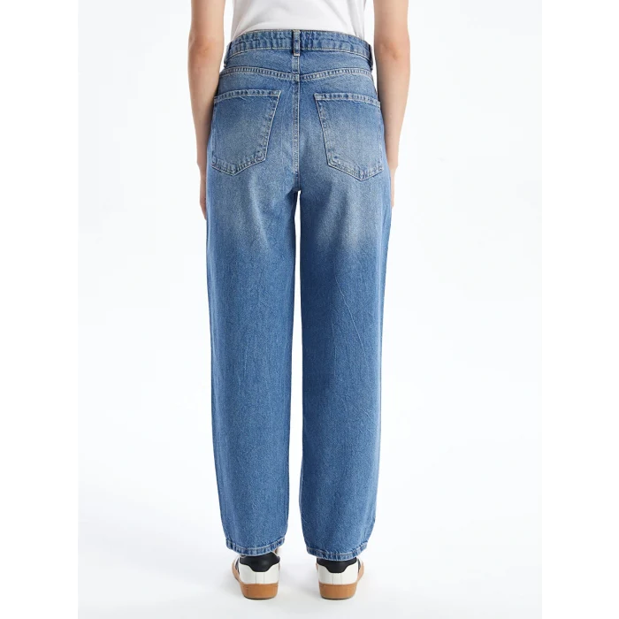 LCW Jeans İndigo Yırtık Detaylı Boyfriend Fit Kadın Jean Pantolon