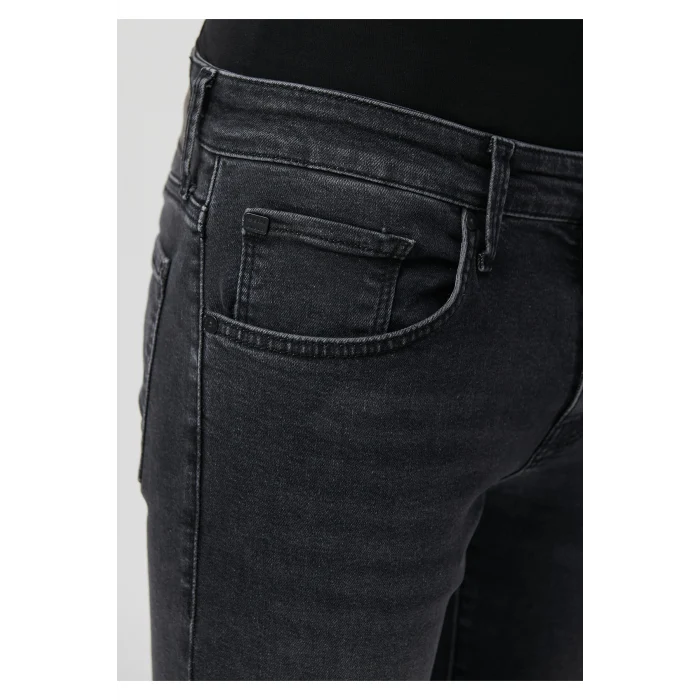 001070-34804 KVNC Smoke 90s Urban Black