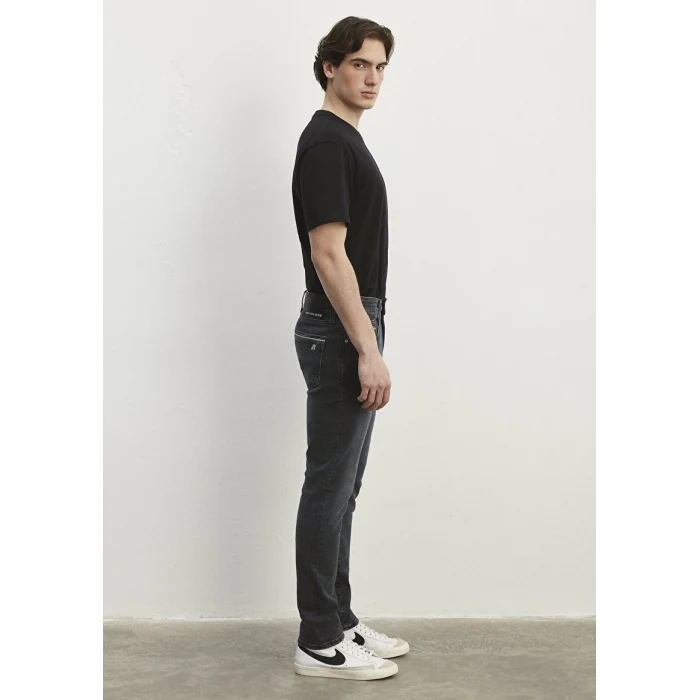 0042286535 JAKE Dull Grey Mavi Pro