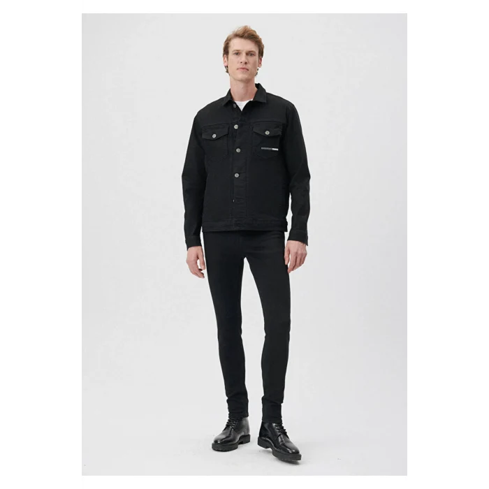 0042485817 JAMES Black Pro Tech