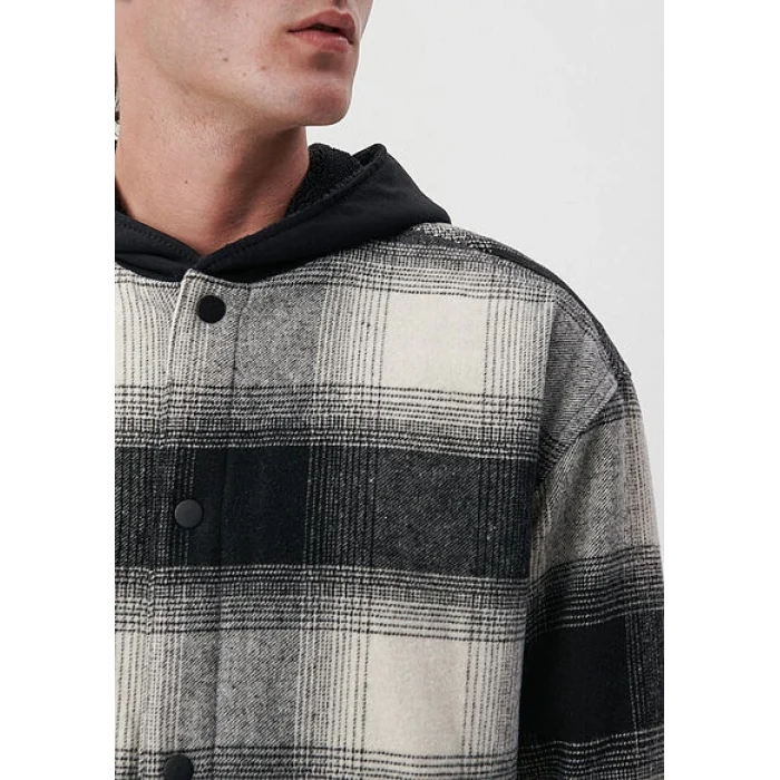 0110281-85637 KAPÜŞONLU KARELİ CEKET