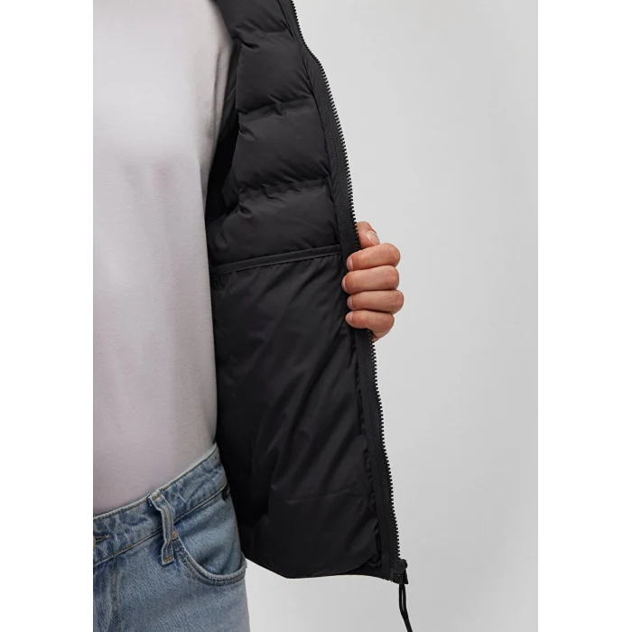 0110295-900 KAPÜŞONLU ŞİŞME MONT