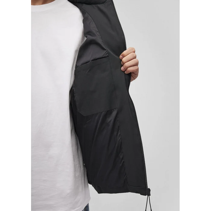 0110464-900 Kapüşonlu Siyah Şişme Mont