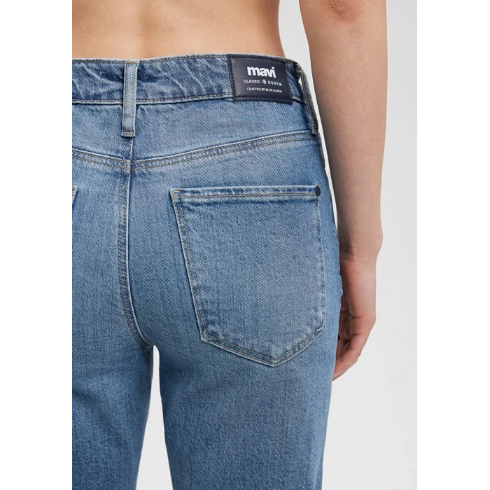 100277-87640 CINDY Lt Brushed Classic Denim