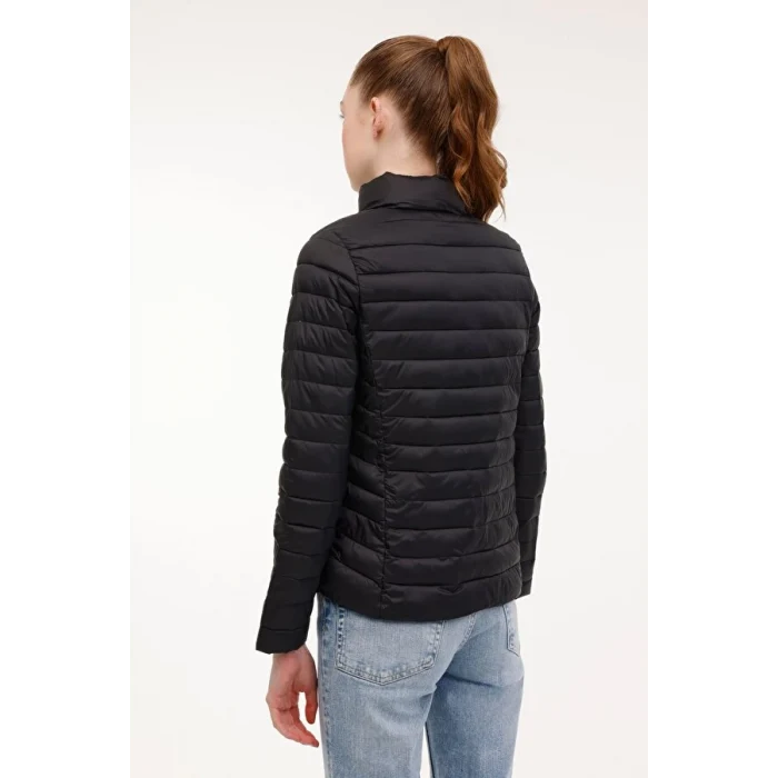 101782298 WB PADDED 1SN28 4PR Siyah Kadın Mont