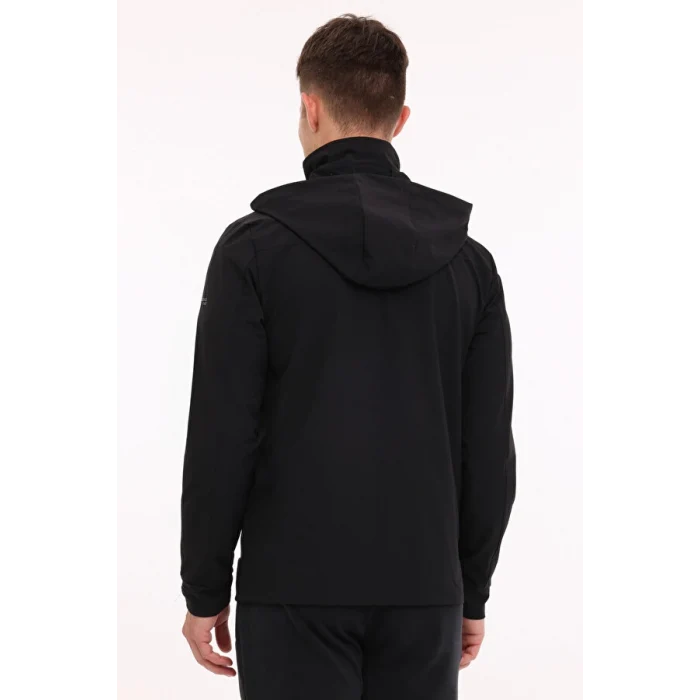 101892329 4W ML ZUHN 18ITL520 4PR