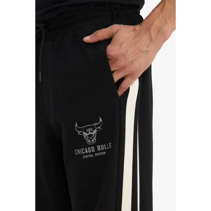 Defacto G5015AXBK81 Siyah NBA Chicago Bulls Relax Fit Jakarlı Jogger