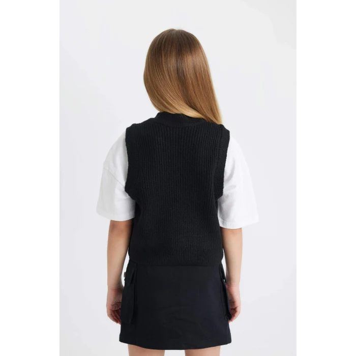 Defacto A2894A8BK27 Siyah Kız Çocuk Siyah Bisiklet Yaka Triko Süveter