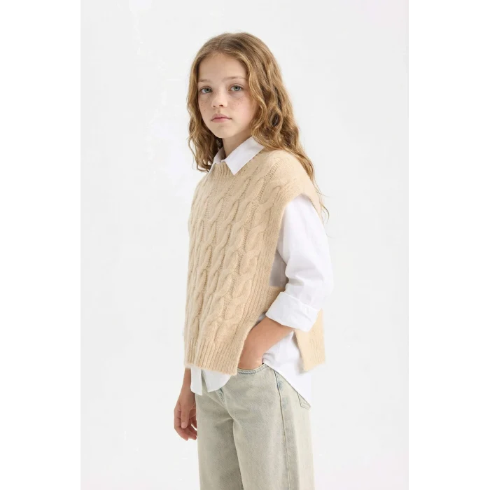 Defacto C9659A8BG588 Bej Kız Çocuk Bisiklet Yaka Saç Örgüsü Desenli Triko Süveter
