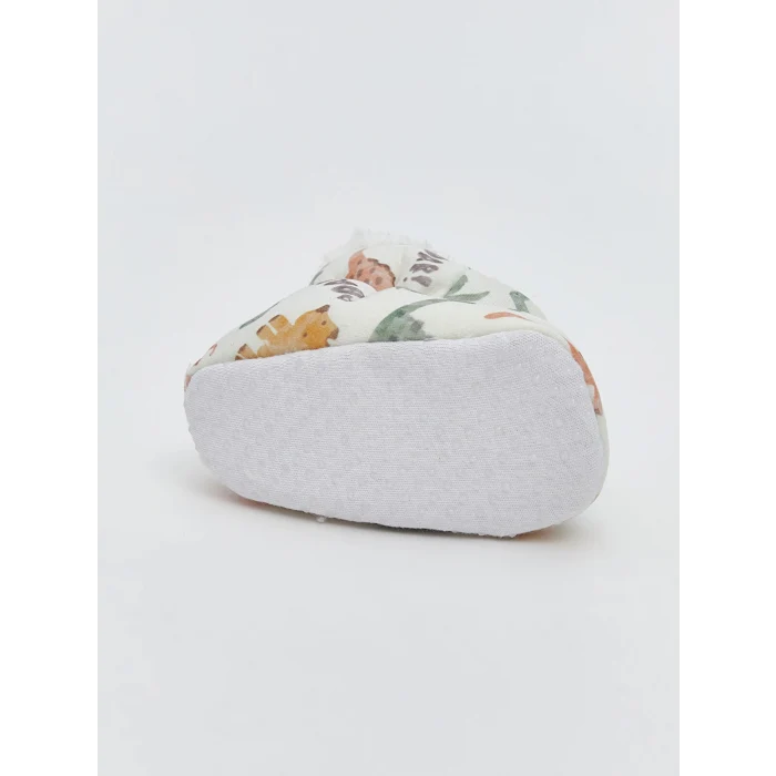 LCW STEPS Beyaz Erkek Bebek Ev Botu Panduf