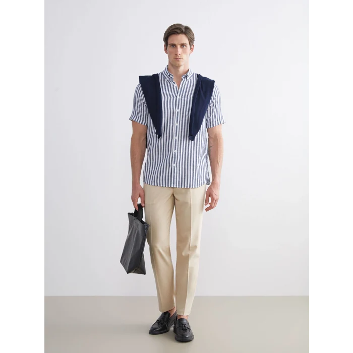 LCWAIKIKI Classic Lacivert Regular Fit Kısa Kollu Çizgili Erkek Gömlek