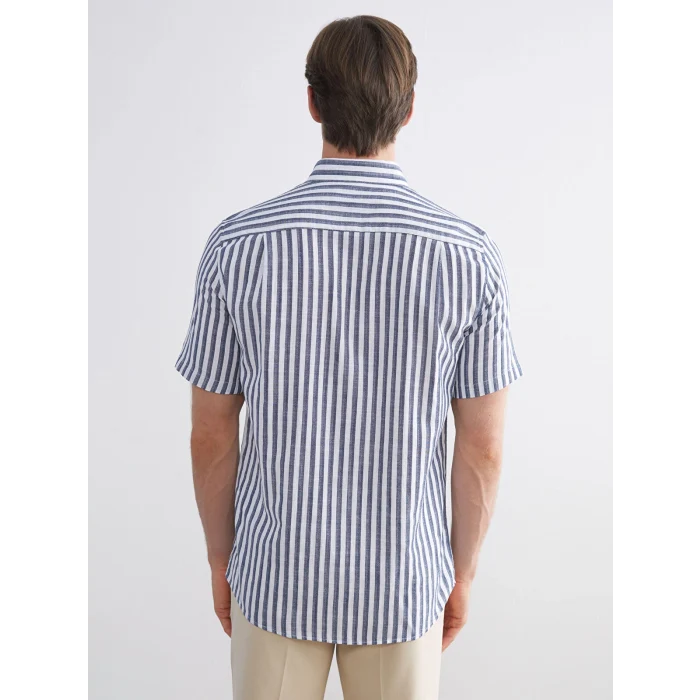 LCWAIKIKI Classic Lacivert Regular Fit Kısa Kollu Çizgili Erkek Gömlek