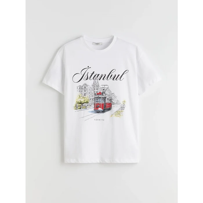XSIDE Beyaz Bisiklet Yaka İstanbul Baskılı Kadın Tişört