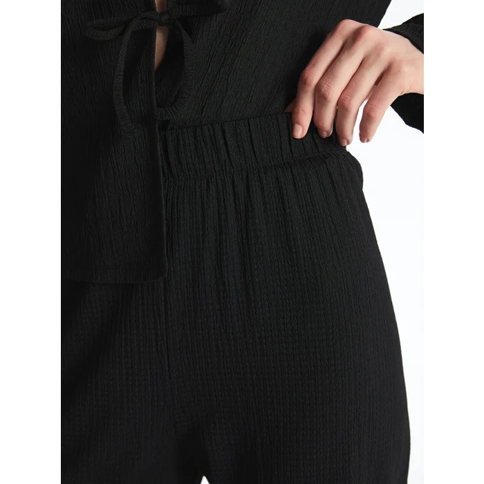 LCWAIKIKI Classic Siyah Beli Lastikli Dokulu Kadın Pantolon