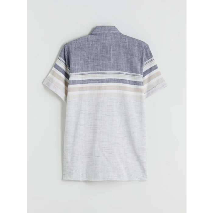 LCWAIKIKI Classic İndigo Regular Fit Kısa Kollu Çizgili Armürlü Erkek Gömlek