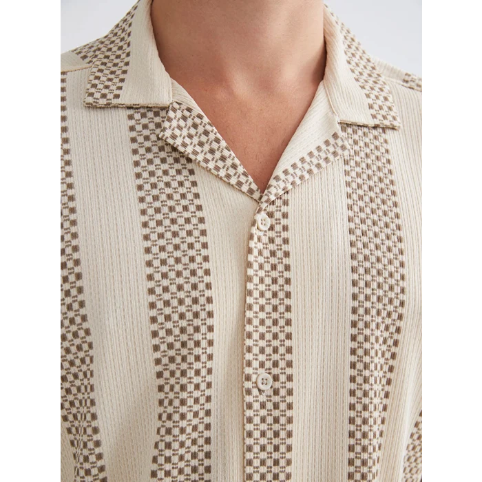 LCW Vision Bej Regular Fit Resort Yaka Kısa Kollu Çizgili Erkek Gömlek