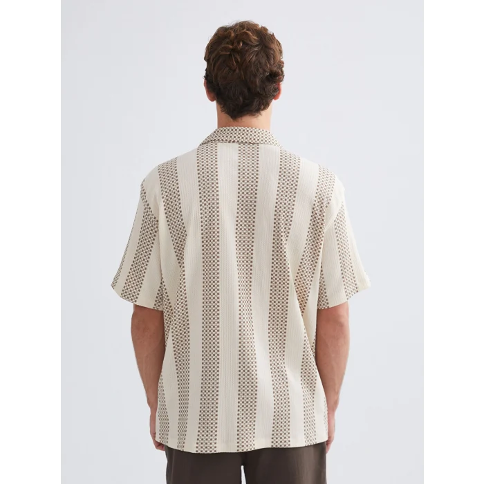 LCW Vision Bej Regular Fit Resort Yaka Kısa Kollu Çizgili Erkek Gömlek