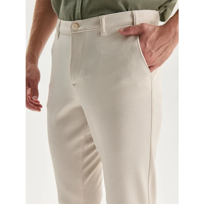 LCWAIKIKI Classic Bej Dar Kalıp Erkek Chino Pantolon