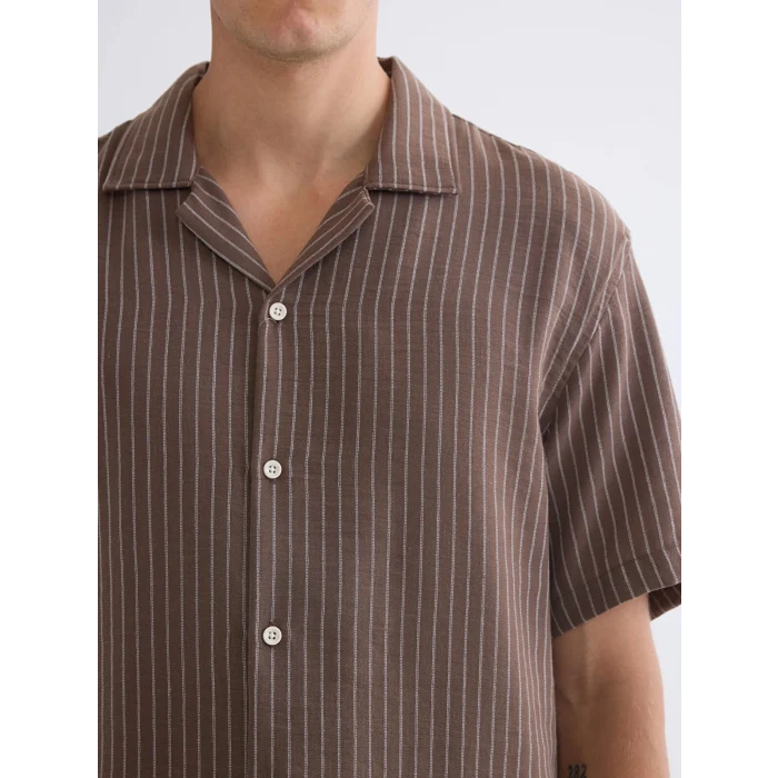 XSIDE Kahverengi Regular Fit Resort Yaka Kısa Kollu Çizgili Erkek Gömlek