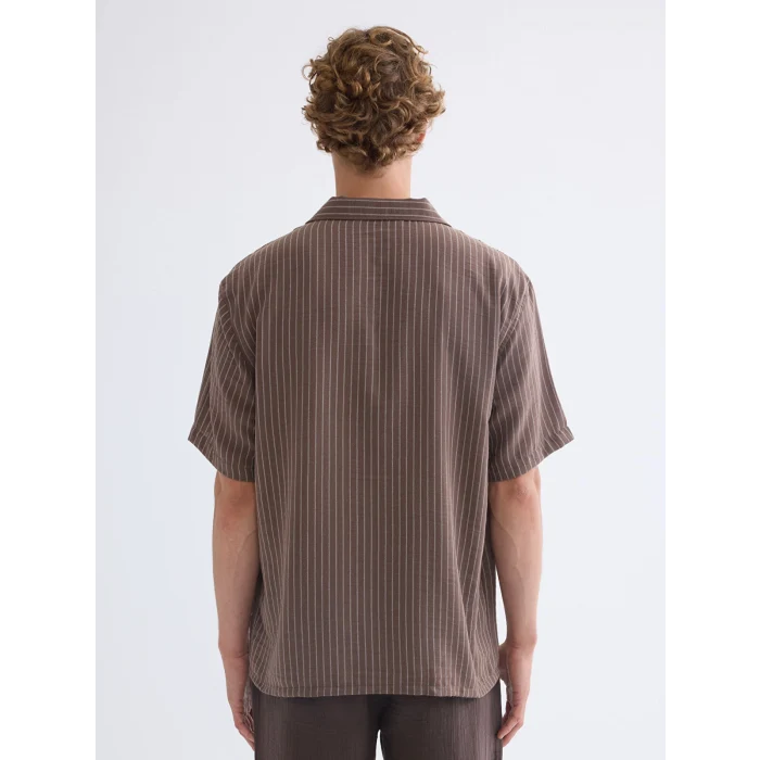 XSIDE Kahverengi Regular Fit Resort Yaka Kısa Kollu Çizgili Erkek Gömlek