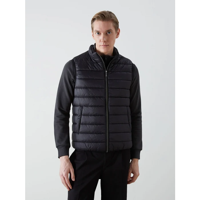 LCWAIKIKI Classic Siyah Standart Kalıp Dik Yaka Erkek Şişme Yelek