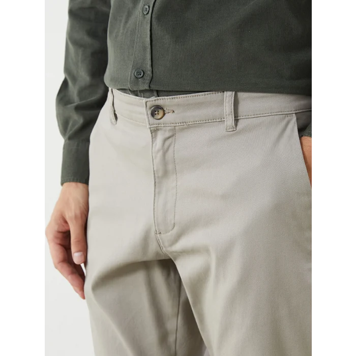 LCWAIKIKI Classic Bej Standart Kalıp Gabardin Erkek Chino Pantolon