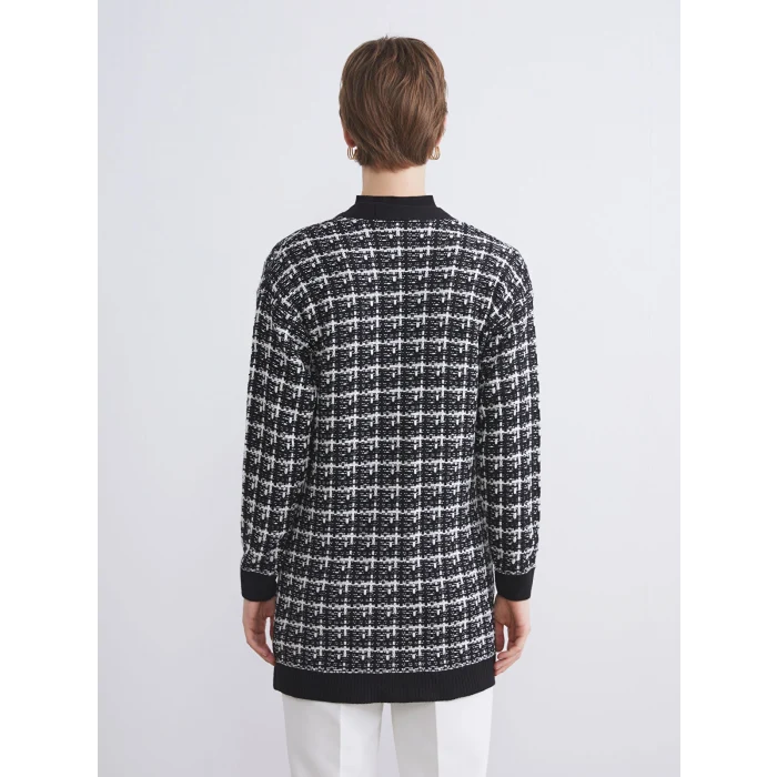 LCWAIKIKI Classic Siyah V Yaka Desenli Kadın Triko Hırka