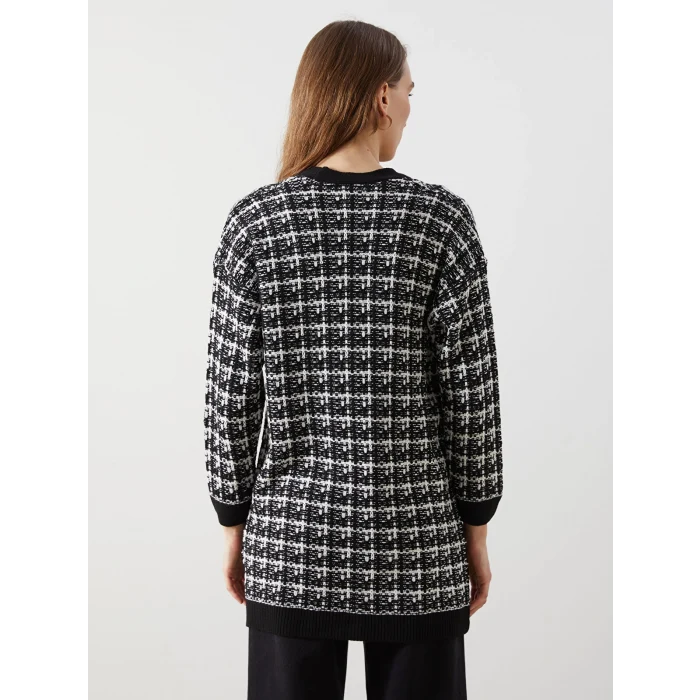 LCWAIKIKI Classic Siyah V Yaka Desenli Kadın Triko Hırka